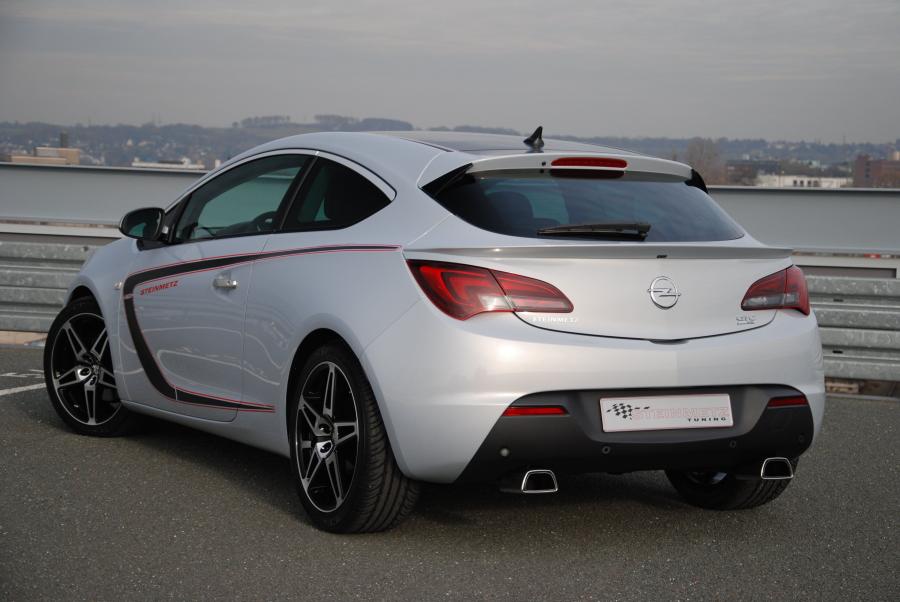  Opel Astra GTC by Steinmetz 2011 года  (фото 9 из 15)